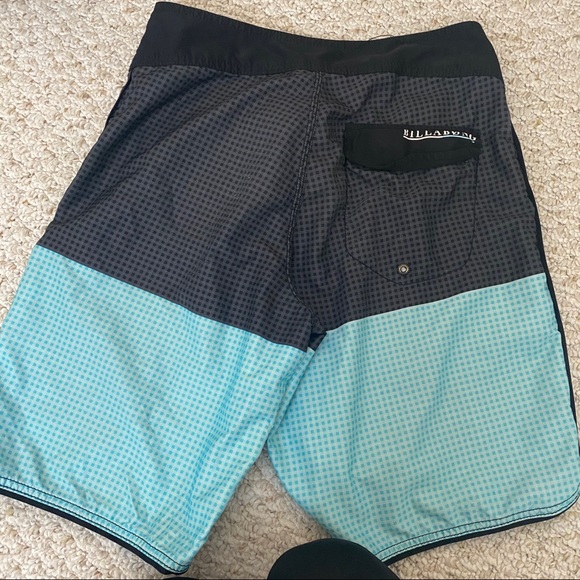 Billabong Trunks - Picture 2 of 2